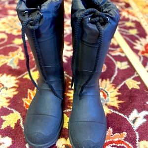Men’s size 7 Kamik snow boots